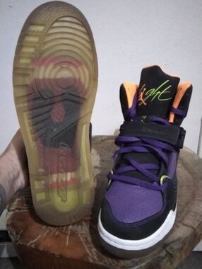 Deadstock Nike Air Jordan Flight 45 High Premium GS in Purple/Black/Orange Sz 7Y